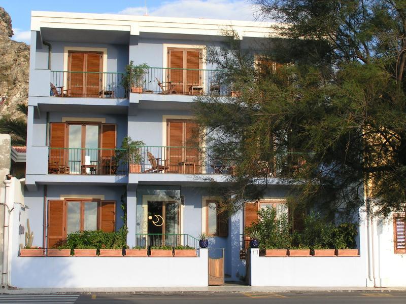 Hotel Esperia Milazzo Kültér fotó